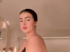 Amateur Sex Chat of PaulinaSantos