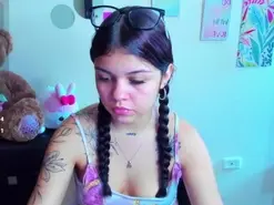 Amateur Free Live Porn of Emma_boo