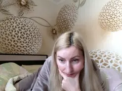Amateur Sex Chat of Yourrealgirl