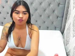 Amateur Live Porn of LauraHillx