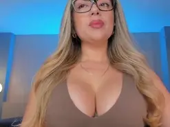 Amateur Live Sex Cam of ChloePreston