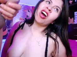 Amateur Live Sex Cam of antonellaANDmao