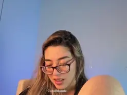 Amateur Private Sex Chat of carol_blonde
