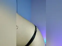 Amateur Free Porn Cam of carol_blonde
