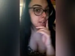 Amateur Live Sex Cam of VeronicaYoung