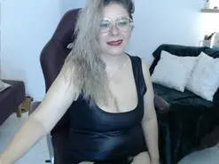 Amateur Live Sex Cam of LayahNoir