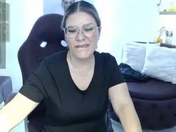 Amateur Nude Webcam of LayahNoir