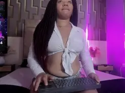 Amateur Adult Video Chat of ashly_ruiz