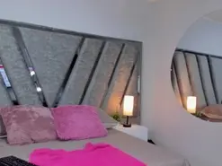 Amateur Sex Cam of yiyi-saenz