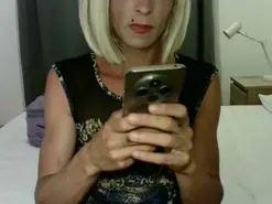 Amateur Live Sex Cam of Lawendy