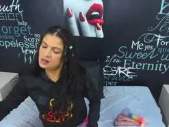 Amateur Adult Webcam of HornyRouse