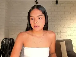 Amateur Free Live Porn of SaphiraJames