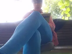 Amateur Live Porn of AnnBigLabia25