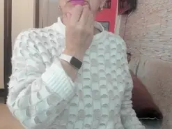 Amateur Sex Chat of PaulinaMadura