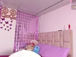 Amateur Live Porn of julietha_evann1