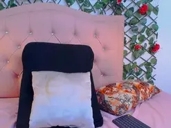 Amateur Live Porn of Lucy_Cute