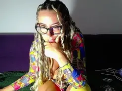 Amateur Adult Webcams of Juliannaa