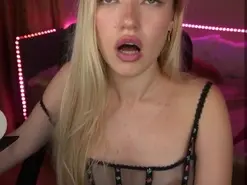 Amateur Live Sex Cam of AmandaPeach