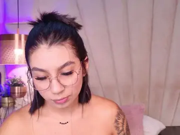 Bongacams Private Sex Chat of Alyssa-Ray