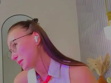 Bongacams Sex Cam of Kiki-angelll