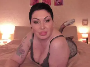 Bongacams Free Porn Cam of TaneshaGold