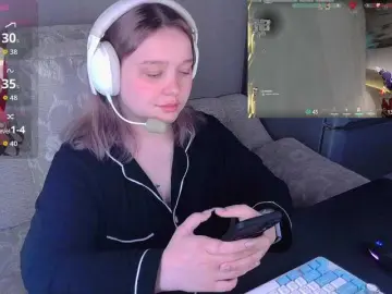 Bongacams Adult Webcam of AlinaAdams