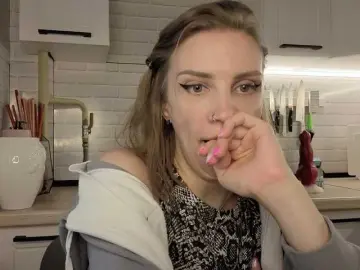 Bongacams Nude Webcam of Fist-ashka