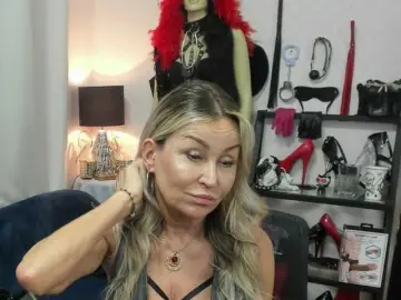 Bongacams Live Sex Cam of soft-crystal