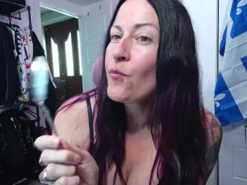 Bongacams Live Sex Cam of gennyrock