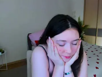 Bongacams Live Sex Cam of AlluringLookk