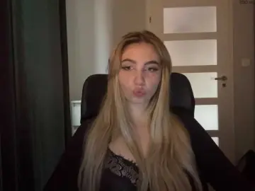 Bongacams Nude Webcam of LilyHot