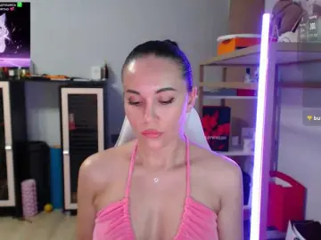 Bongacams Adult Webcam of QWEENII