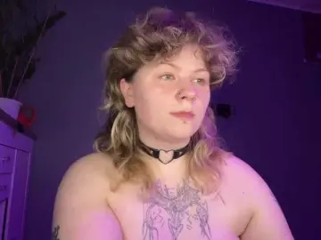 Bongacams Best Webcam of AlinaSweet