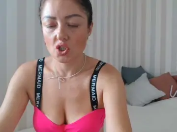 Bongacams Sex Chat of HoneyMuse