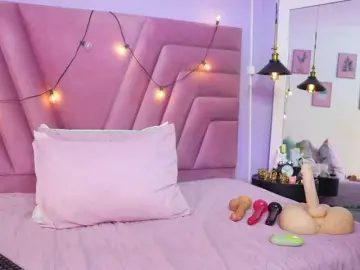 Bongacams Sex Cam of cutepetitee