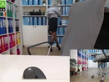 Bongacams Live Sex Cam of legsoffice
