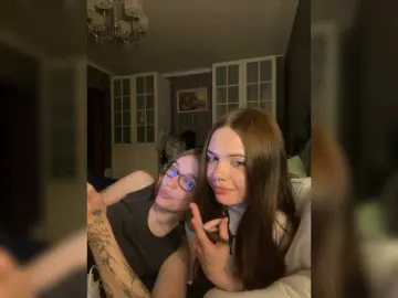 Bongacams Live Sex of shyyyygirls