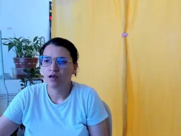 Bongacams Watch Live Sex Cams of MARILYNG