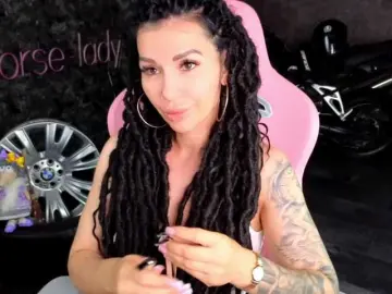 Bongacams Free Porn Cam of -BABAYAGA-