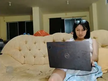 Bongacams Adult Webcam of Hot-Contrasts
