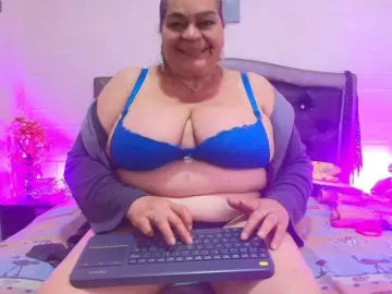 Bongacams Free Porn Cam of VickyBoobss