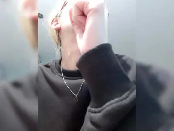 Bongacams Free Porn Cam of LittleSammy