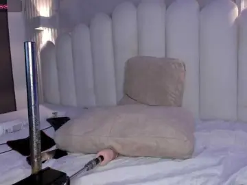 Bongacams Free Live Porn of Sweet--lily