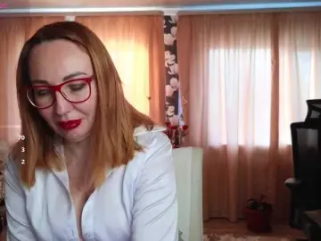 Bongacams Adult Video Chat of Pink-Lips