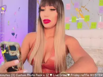 Bongacams Adult Webcams of EmilyLeah