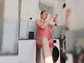 Bongacams Free Porn Cam of Alenushka888