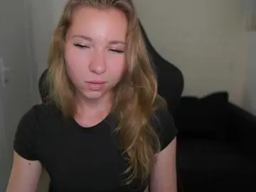 Bongacams Free Porn Cam of VivienVance