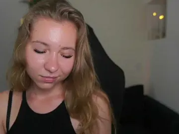 Bongacams Watch Live Sex Cams of VivienVance