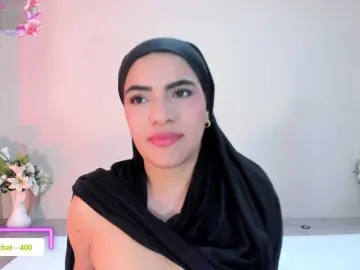 Bongacams Sex Cam of mhia-paris