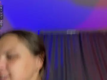 Bongacams Sex Cam of little-nymphomaniac